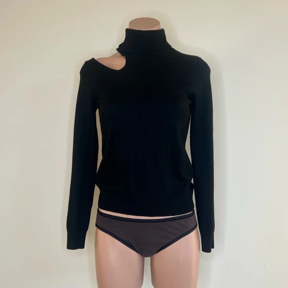 Lovers + Friends Kade Sweater - Picture 5 of 9